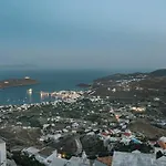 Camaraki Castle House , Chora Serifos Town