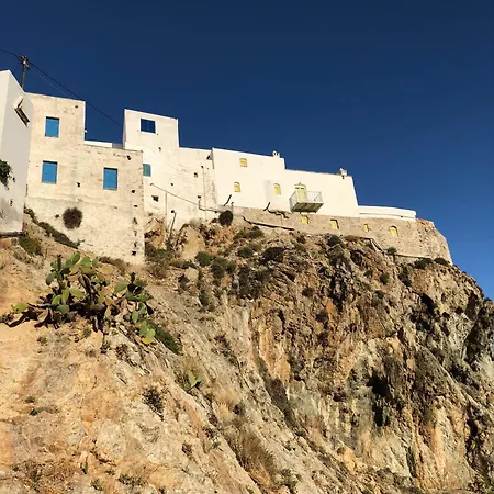 Camaraki Castle House , Chora Serifos Town
